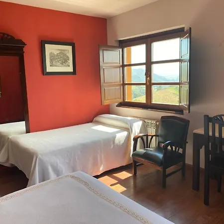 Rural Yeguada Albeitar Hotel Villayón