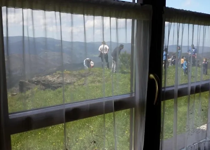 Rural Yeguada Albeitar Hotel Villayón